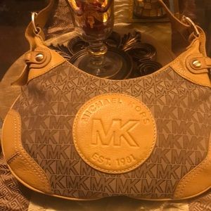 🥰🥰🥰 MICHAEL KORS Bag 🥰